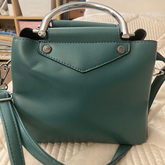 Purse - Picture 3 of 9